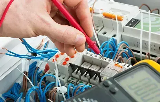 Professional electrician in Leytonstone